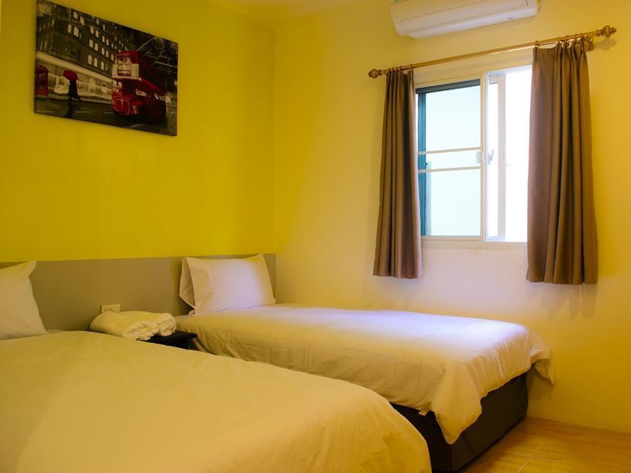 Room Hostel Thalang Exteriör bild